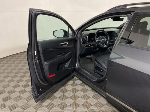 Used 2023 Kia Sportage X-Line image 16