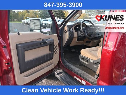 Used 2016 Ford F550 2WD Regular Cab Super Duty w/ XLT Interior Package image 14
