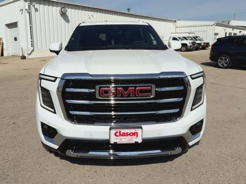 New 2026 GMC Yukon XL Elevation image 2