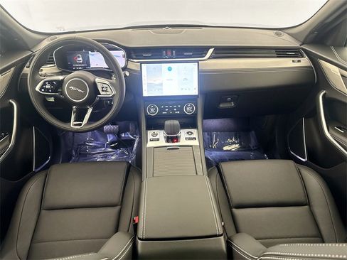 New 2025 Jaguar F-PACE R-Dynamic S image 22