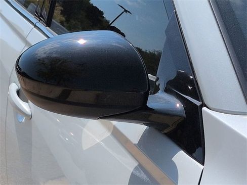 Used 2024 Nissan Altima 2.5 SR image 11