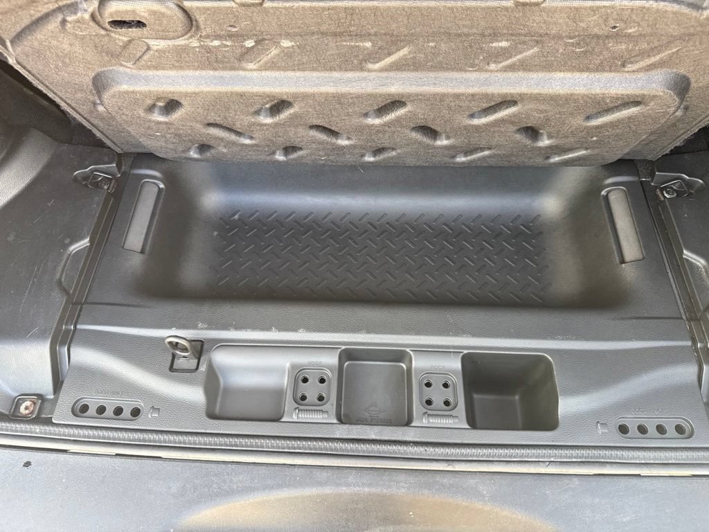 Used 2018 Jeep Wrangler Sport AWD/4WD image 25