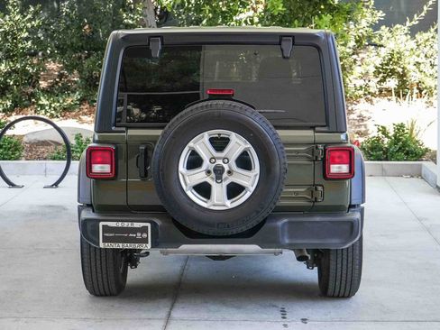 Used 2022 Jeep Wrangler Unlimited Sport AWD/4WD image 5