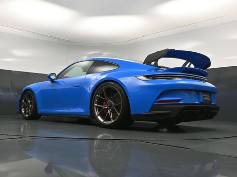 Used 2022 Porsche 911 GT3 RWD image 25