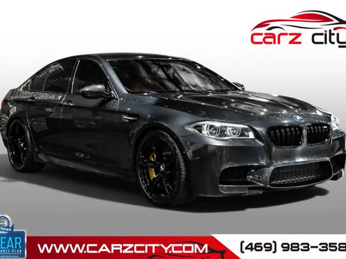 Used 2014 BMW M5 RWD image 1