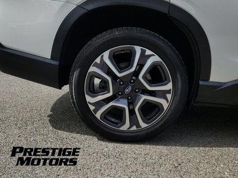 Used 2023 Subaru Ascent Limited AWD/4WD image 9