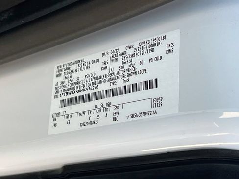 Used 2022 Ford E-Transit 148 High Roof Extended RWD image 30
