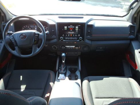 Used 2024 Nissan Frontier PRO-4X w/ Technology Package AWD/4WD image 20