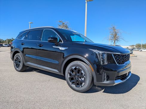 New 2026 Kia Sorento S w/ S Panoramic Sunroof Package FWD image 2