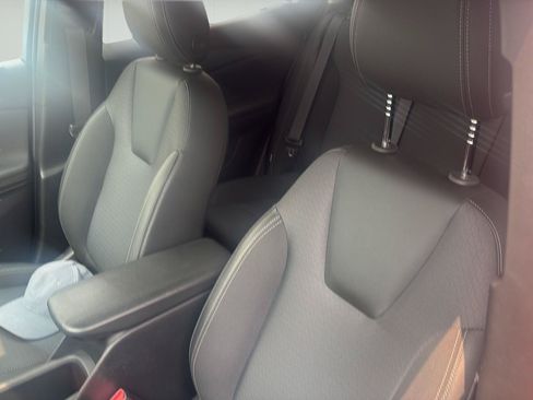 Used 2024 Buick Encore GX Preferred FWD image 13