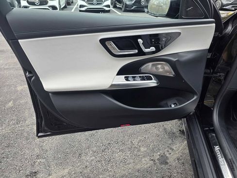 Used 2025 Mercedes-Benz E 450 4MATIC All-Terrain Wagon image 25