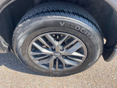 Certified 2023 Nissan Rogue S FWD image 17