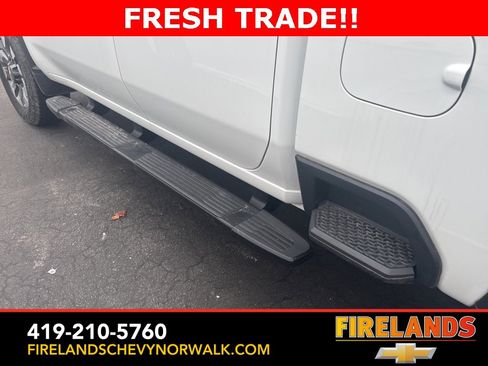 Used 2024 Chevrolet Silverado 2500 Custom w/ Custom Value Package image 17