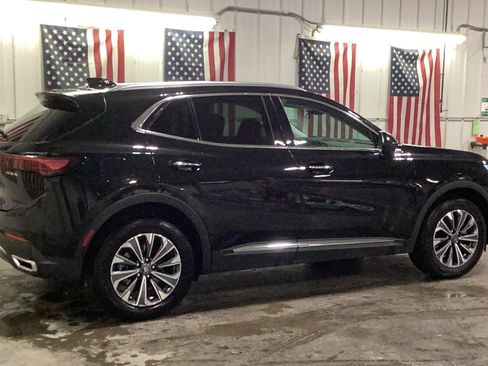 Used 2025 Buick Envision Preferred image 3