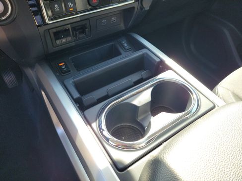 Certified 2023 Nissan Titan SV w/ SV Convenience Package RWD image 22