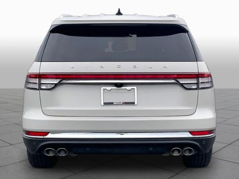 Used 2021 Lincoln Aviator 2WD image 5