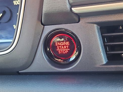 Certified 2025 Honda Pilot Sport image 21