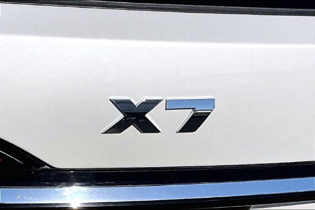 Used 2025 BMW X7 M60i w/ Executive Package AWD/4WD image 34