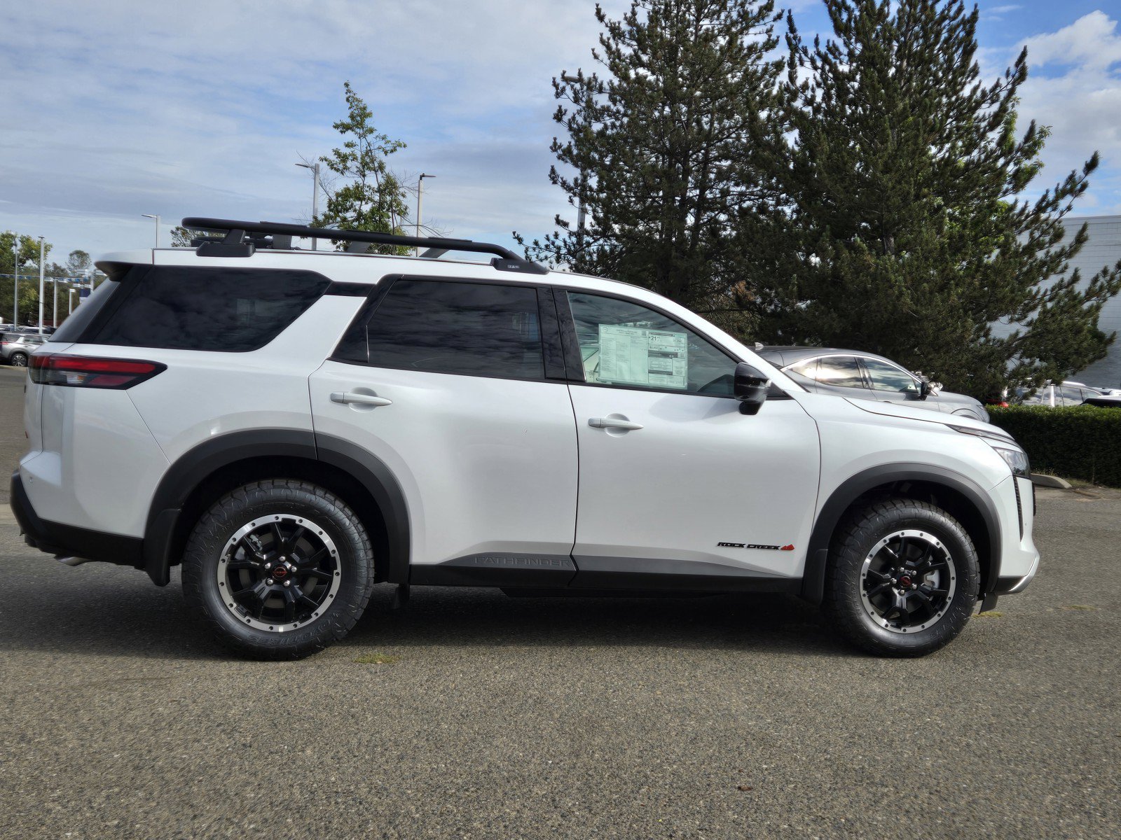 New 2026 Nissan Pathfinder Rock Creek AWD/4WD image 3