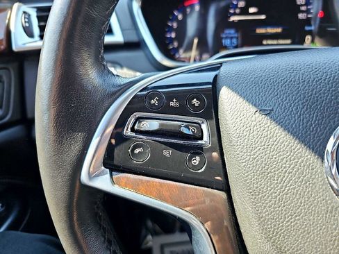 Used 2015 Cadillac SRX Luxury w/ Driver Awareness Package image 23