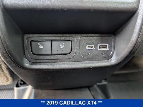 Used 2019 Cadillac XT4 Premium Luxury AWD/4WD image 18