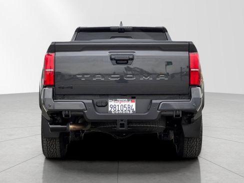 Used 2024 Toyota Tacoma TRD Off-Road w/ TRD Off Road Premium Package image 5