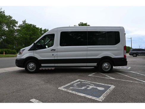 Used 2022 Ford Transit 350 XL image 9