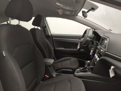 Used 2019 Hyundai Elantra SE w/ Cargo Package FWD image 21