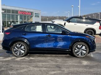 Used 2023 Nissan Ariya AWD video 2