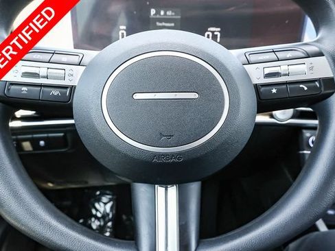 Certified 2025 Hyundai Tucson SE FWD image 25