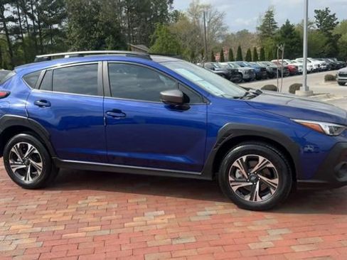 Used 2025 Subaru Crosstrek 2.0i Premium AWD/4WD image 4