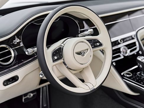 Used 2022 Bentley Flying Spur W12 AWD/4WD image 43