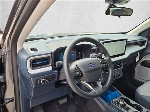 New 2026 Ford Maverick XLT AWD/4WD image 3