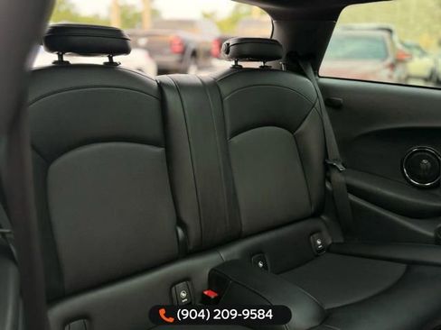 Used 2017 MINI Cooper 2-Door Hardtop image 30