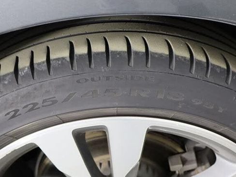 Used 2019 Mercedes-Benz C 300 Sedan image 48