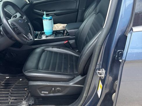 Used 2019 Ford Edge SEL w/ Equipment Group 201A FWD image 6