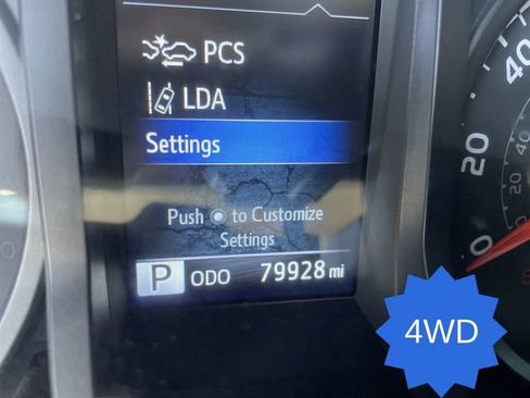 Used 2022 Toyota Tacoma SR AWD/4WD image 12