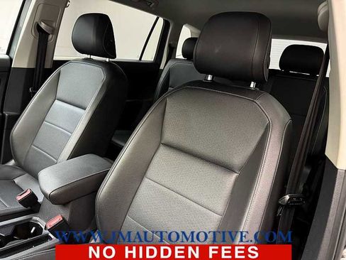 Used 2021 Volkswagen Tiguan SEL image 13