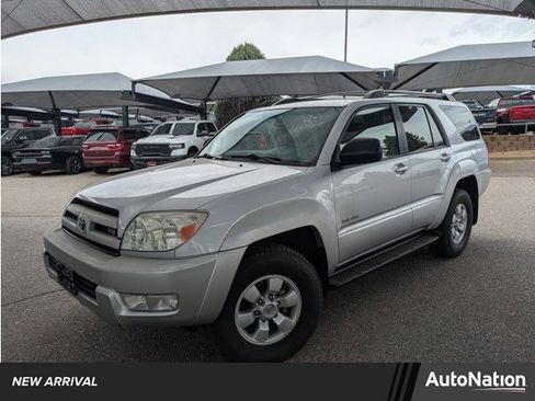 Used 2004 Toyota 4Runner SR5 image 1