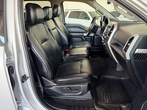 Used 2017 Ford F150 Lariat image 16