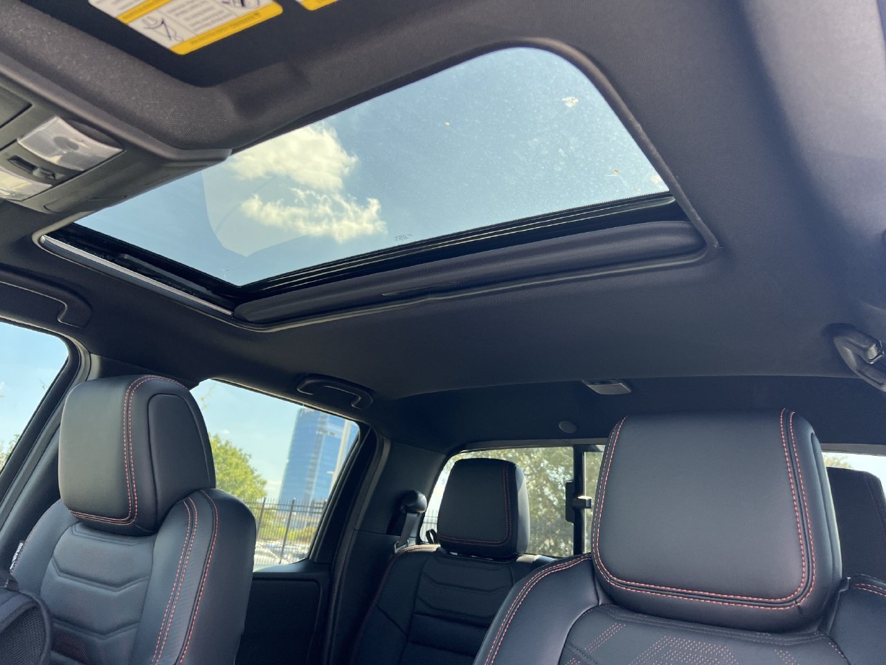 New 2027 Nissan Frontier PRO-4X AWD/4WD image 16