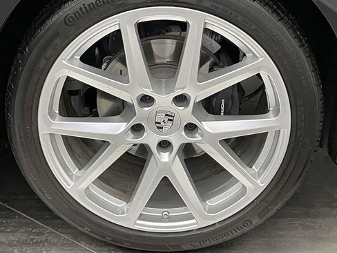 Used 2024 Porsche Panamera 4 image 12