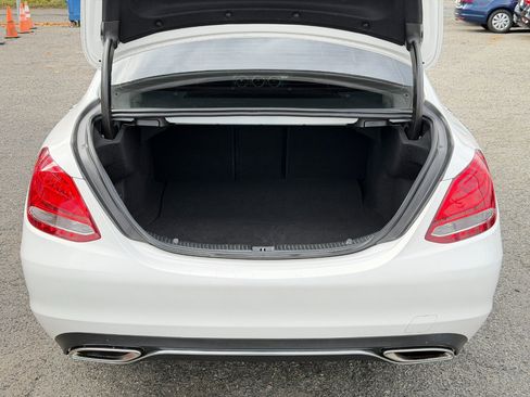 Used 2017 Mercedes-Benz C 300 C 300 4MATIC Sedan image 33