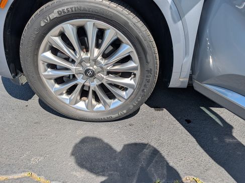 Used 2020 Hyundai Palisade Limited image 32