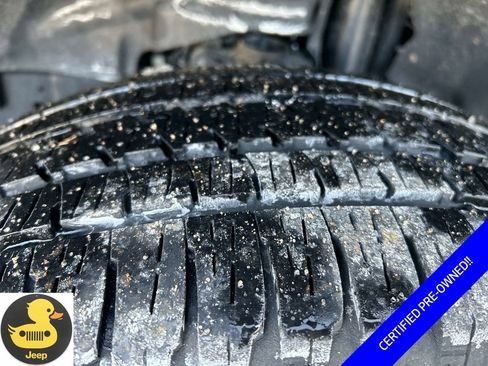 Used 2023 Jeep Wrangler Unlimited Sahara image 11