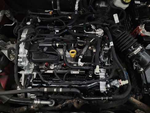 Used 2022 Ford Escape SE w/ SE Sport Appearance Package image 30