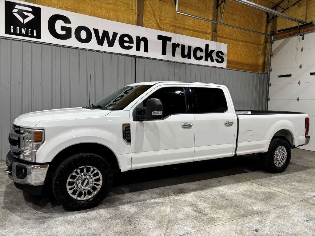 Used 2022 Ford F250 XLT w/ XLT Premium Package RWD image 4