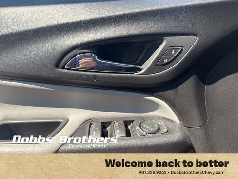 Used 2018 Chevrolet Equinox LT AWD/4WD image 20