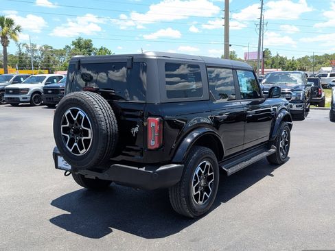 New 2026 Ford Bronco Outer Banks AWD/4WD image 5