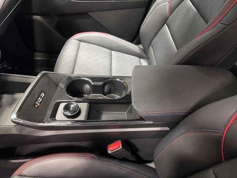 Used 2025 Chevrolet Equinox RS w/ Safety and Technology Package image 26